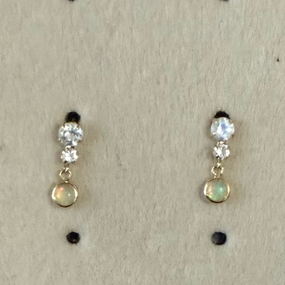 🚫SOLD🚫 18K Solid Gold Moonstone and Topaz Dangle Earrings Dainty - Picture 3 of 7